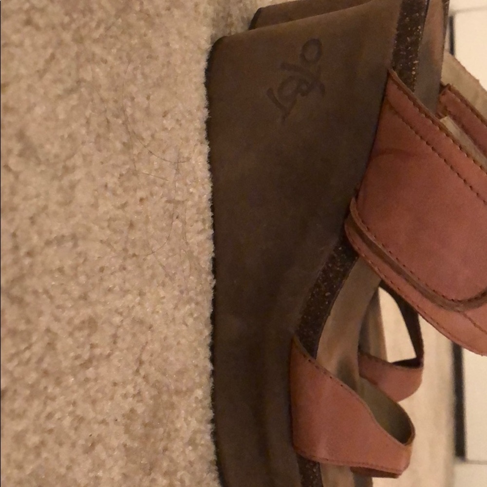 Wedges - Picture 4 of 6